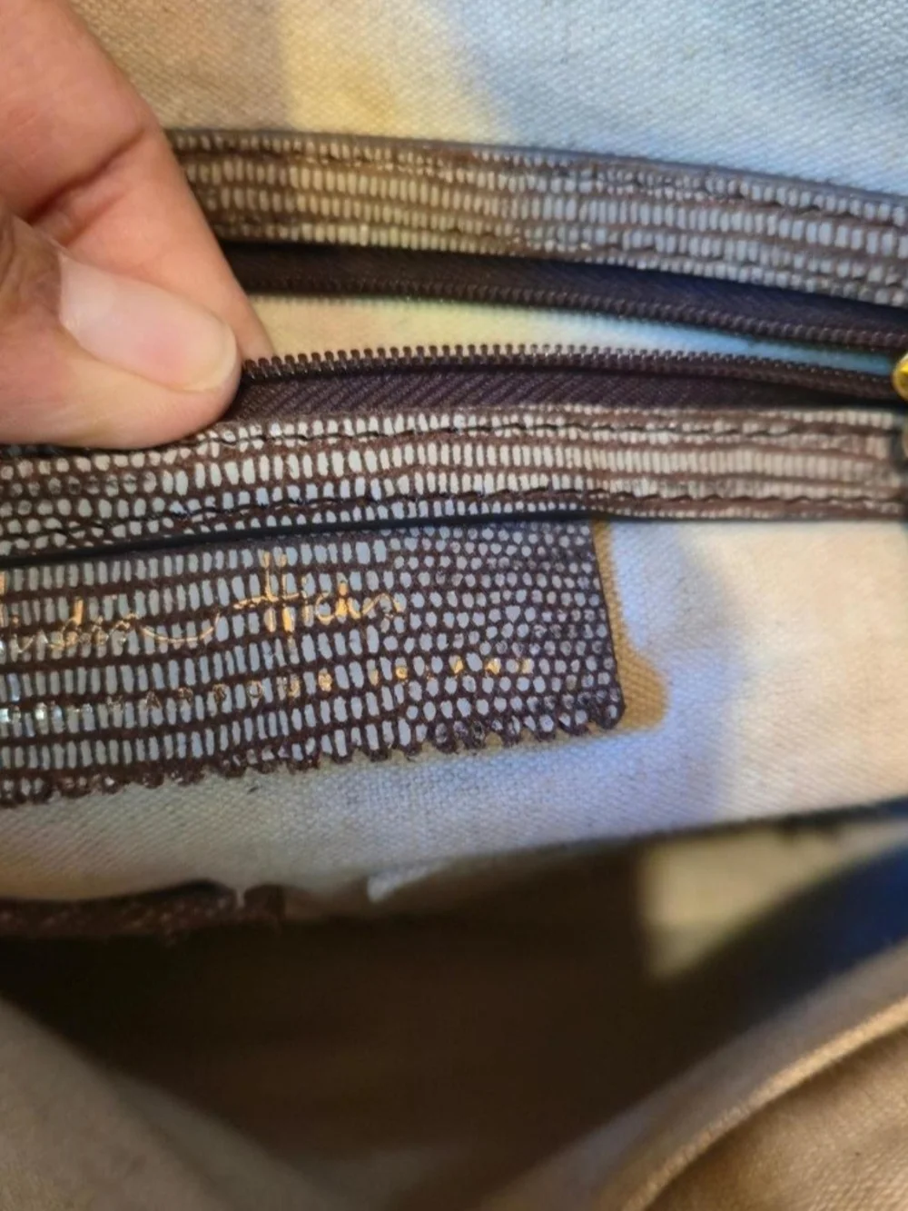 India Hicks 100%leatherTaupe Textured Clutch Bag